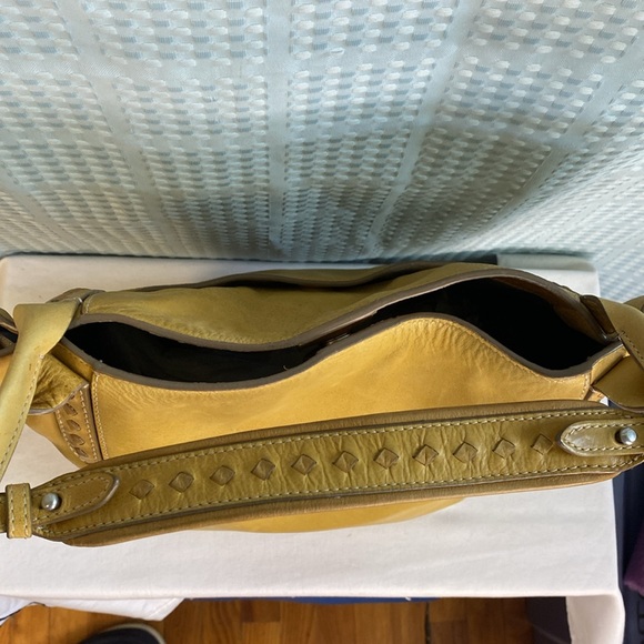 Frye Reed Medium Leather Hobo In Sunflower - Picture 14 of 17